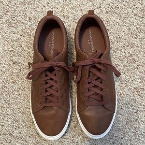 Banana Republic Sneakers